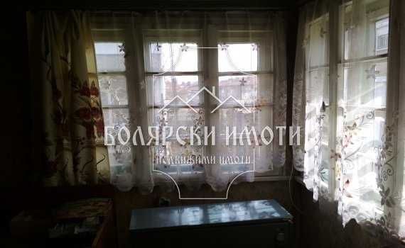 Къща с голям двор в Центъра на Горна Оряховица