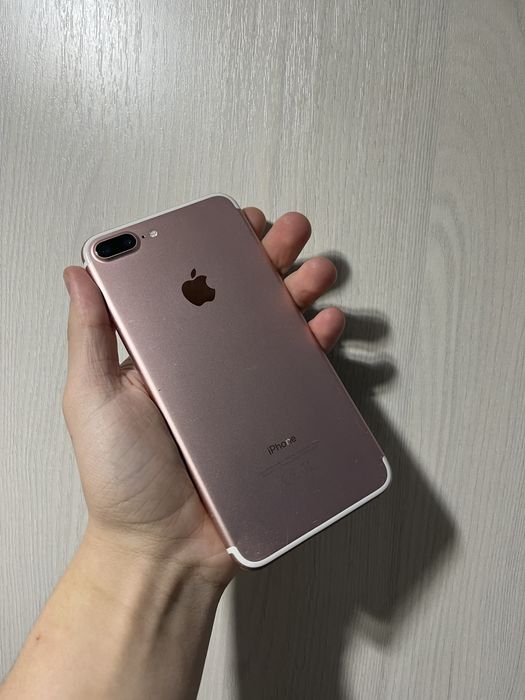 Продам Айфон 7+/ Iphone 7 plus