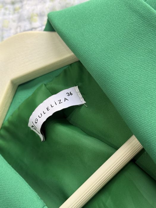 Kastyum/shim turkiya yaxshi kiyilgan toza saqlangan garderob tozalash