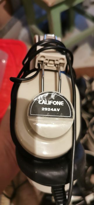 Наушники Califone