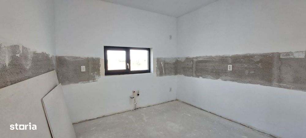 SABARENI casa individuala P+Pod, teren 500 mp, utilitati, COMISION 0%!