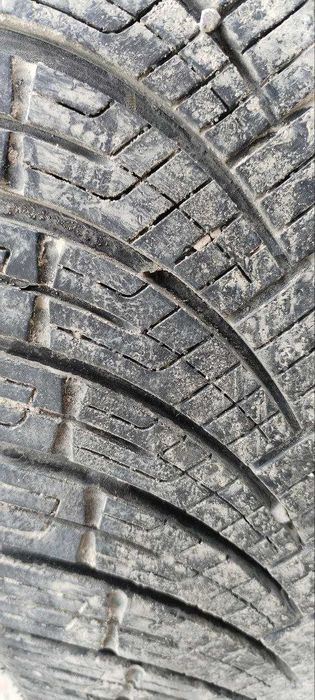 шины Mitimatch 265/45/r20 пробег около 5 000 мягкие баллоны.