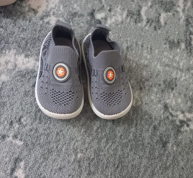 Продам обувь для ребёнка