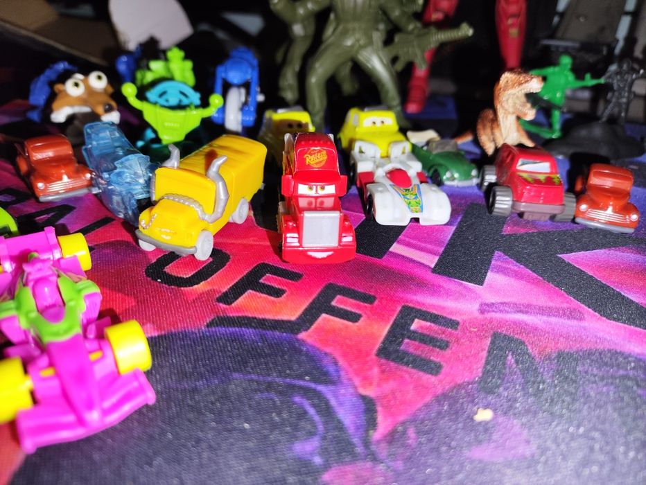 Коробка с игрушками