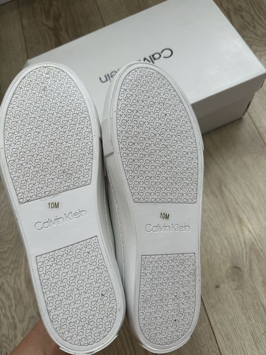 Продаю кеды Calvin klein