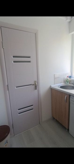 Vând garsoniera în Sinaia, calea Moroieni zona Izvor-Mal, Nr23 B