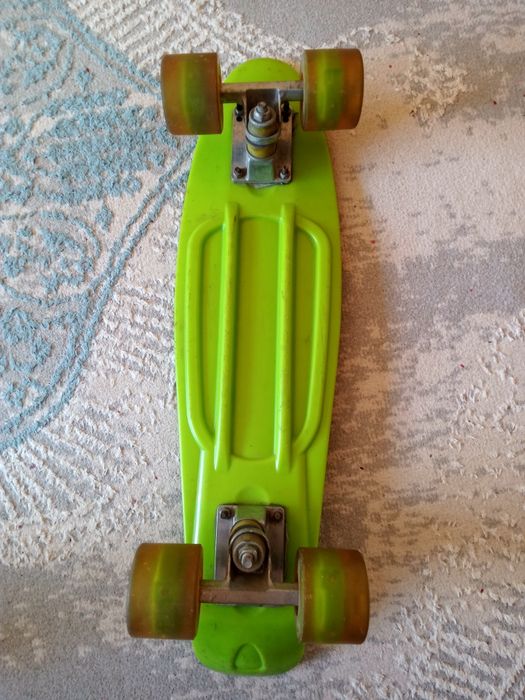 Скейтборд продам