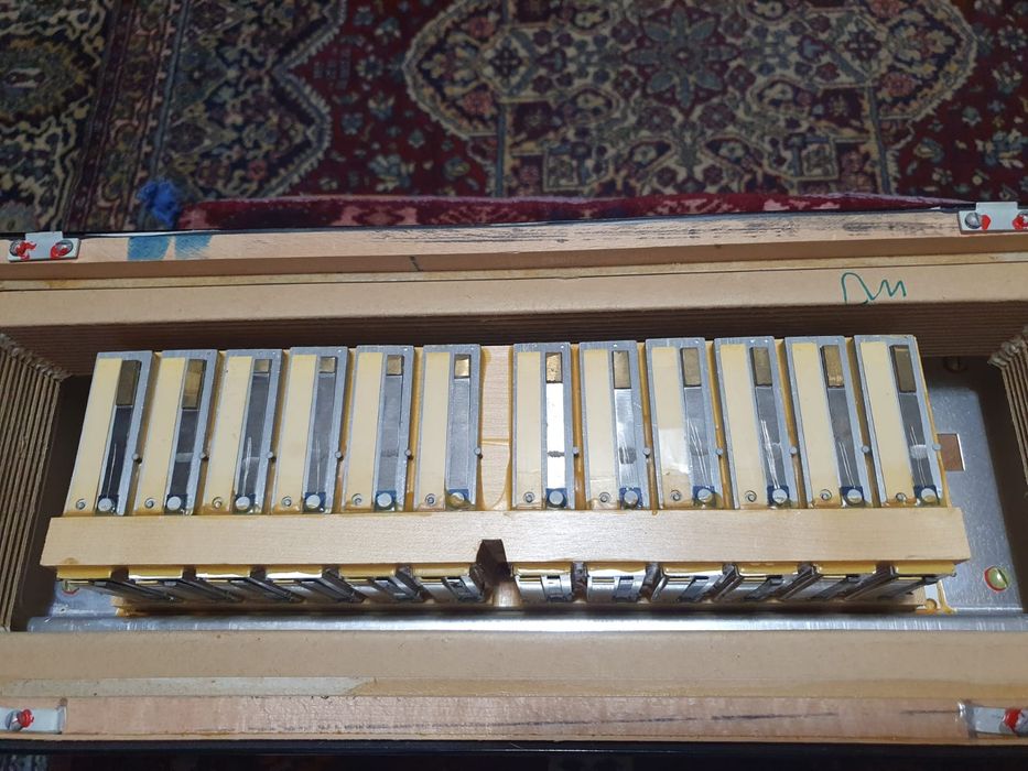 Аккордеон Universal