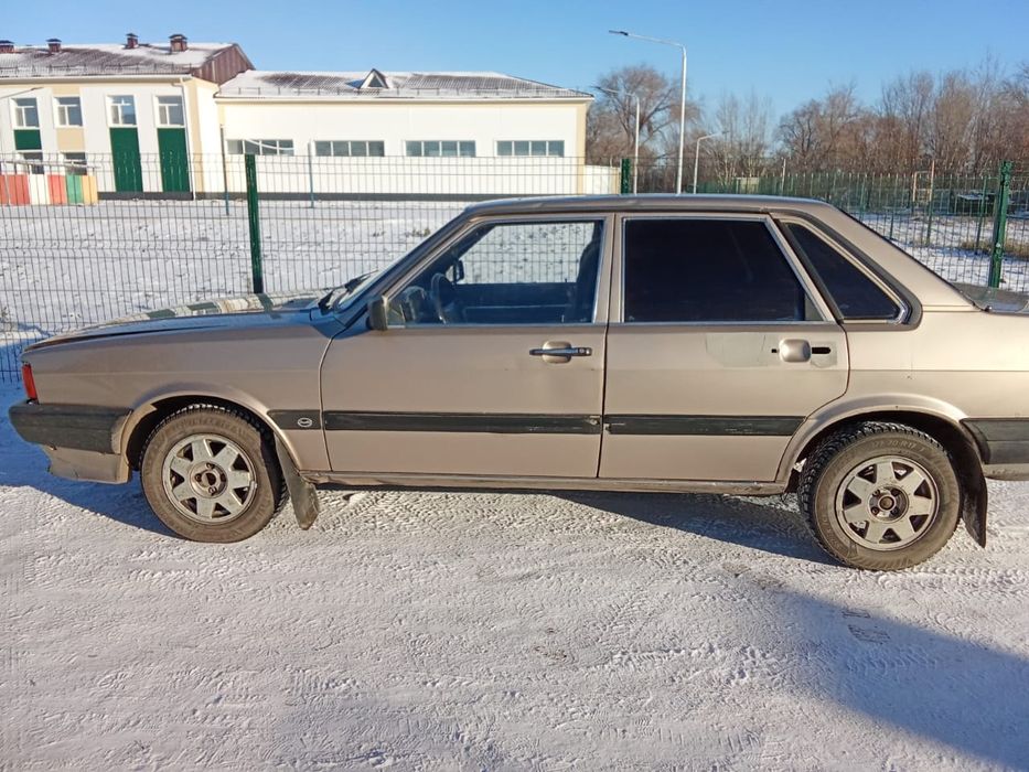 Продам Ауди 80 б2