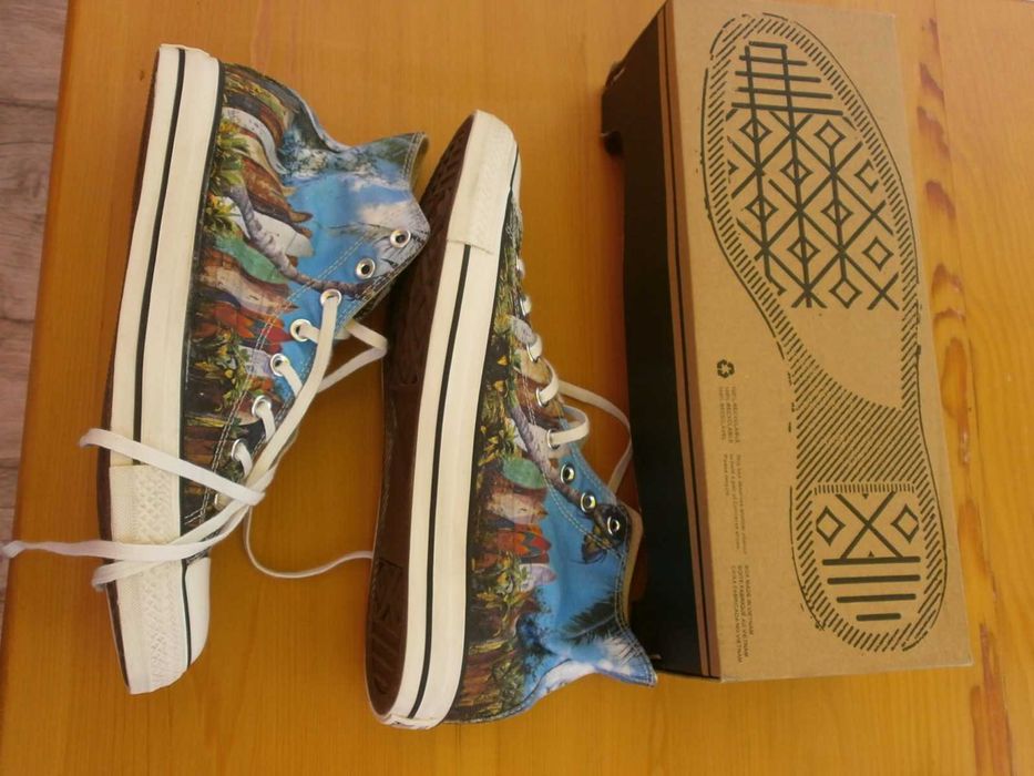 Чисто Нови Adidas Nizza и Converse Chuck Taylor