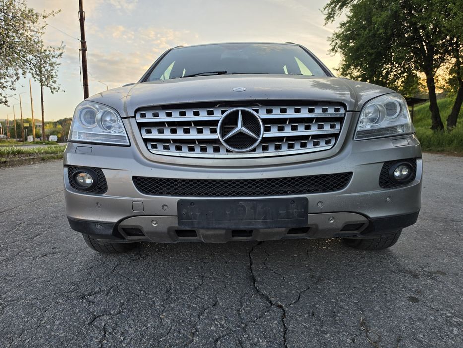 Предна броня Mercedes ML W164 оригинална Мерцедес МЛ В164