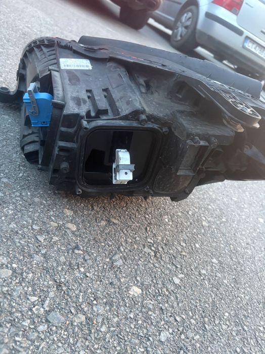 Десен фар за Mercedes CLS (w218)