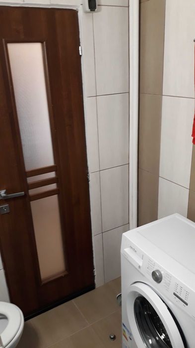 Inchiriez garsoniera Arad-Micalaca et.2 ,cu balcon, str Abrud, langa piata Miorita, aproape de Facultate, complet si modern utilata, ocupabila imediat