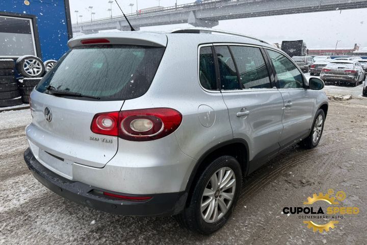 Usa / Portiera spate dreapta culoare LA7W Volkswagen VW Tiguan 1 5N [