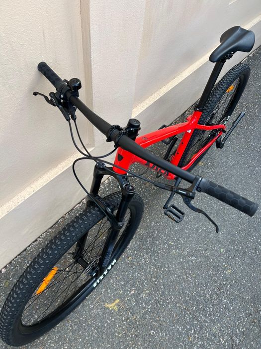 Bicicleta MTB TREK MARLIN 8 Aluminiu M 29" furca pe Aer RockShox JUDY Frane hidraulice