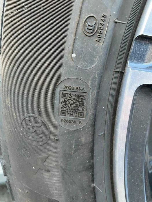 Set 4 roți BMW originale – Jante + Anvelope Michelin iarnă – 20”