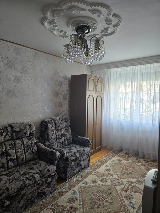 Închiriez apartament cu 2 camere in Piatra Neamț spațios utilat complet — fotografia 3