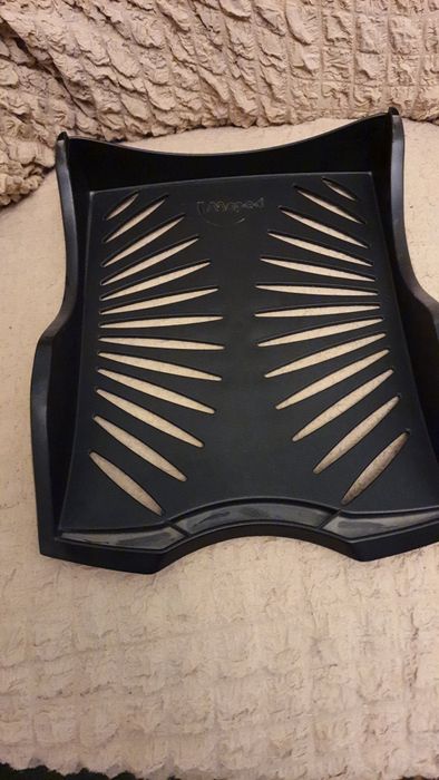 Канцелярские товары. Скрепки