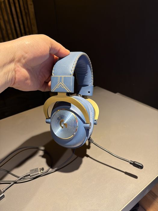 Наушник logitech lol