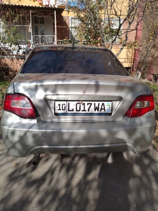 Нексия 2 срочна сотилади