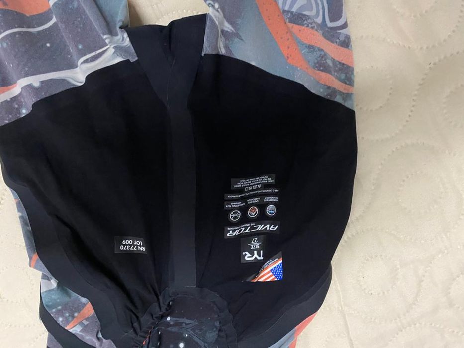 Vand costum inot fete TYR