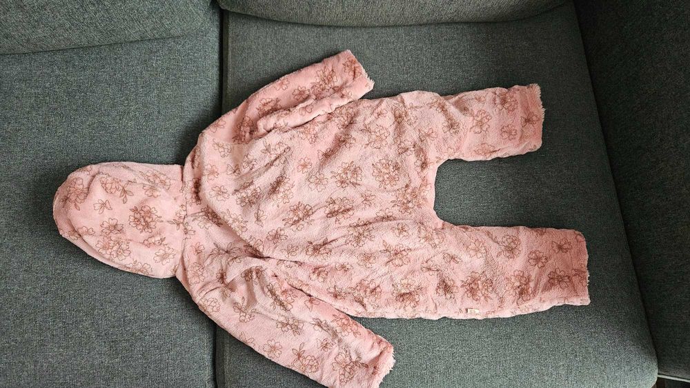 Топъл гащеризон размер 80