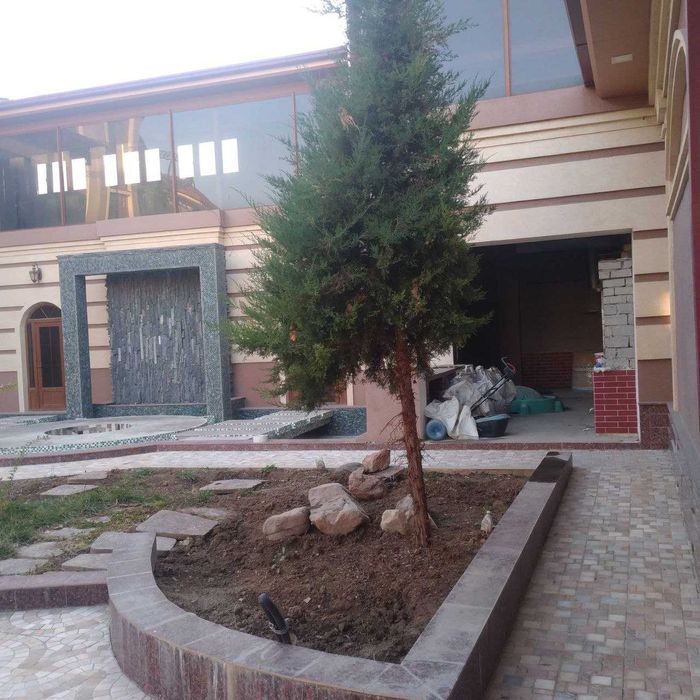 Xovli sotiladi 3 qavat+podval