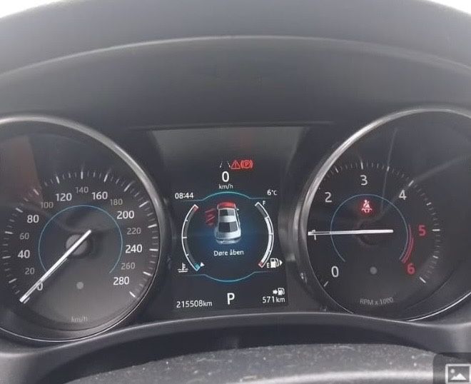 Vand  Jaguar XE Berlina