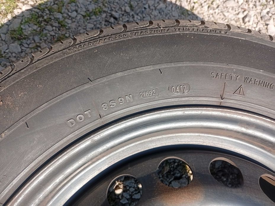 Продавам железни джанти 15" 5х112 с летни гуми 195/65/15