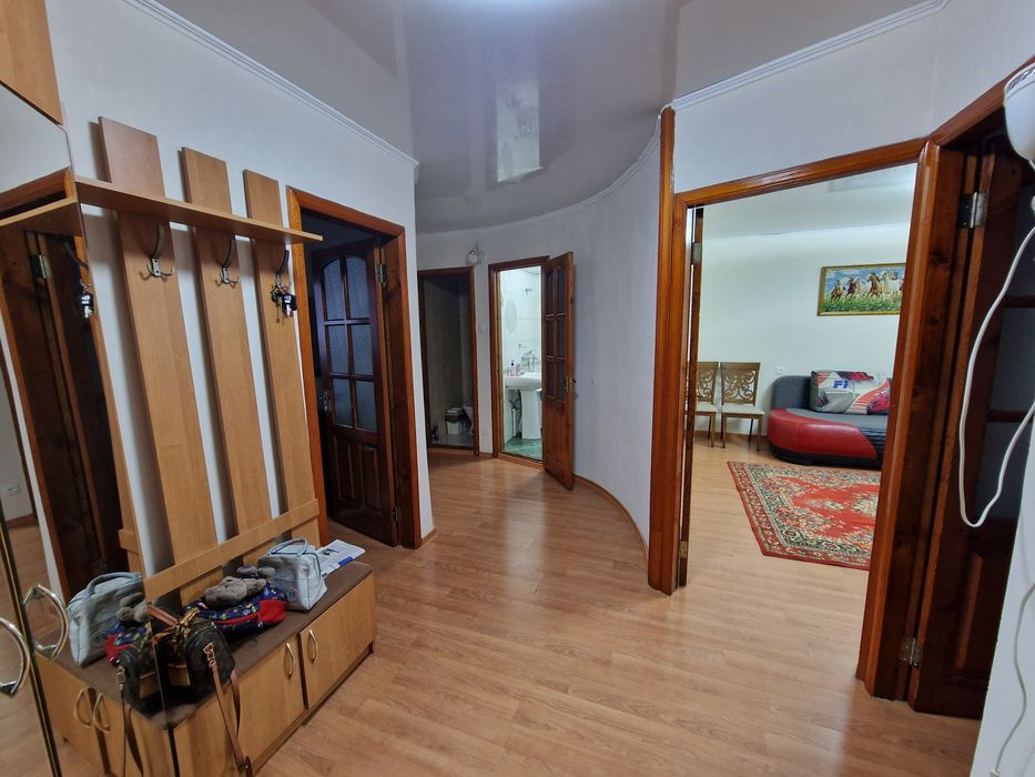 Сдам 3 комнатную квартиру