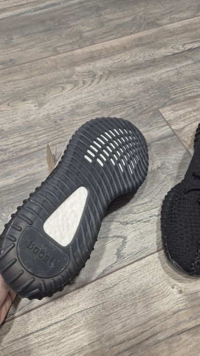 Adidas Yeezy Boost 350 V2
