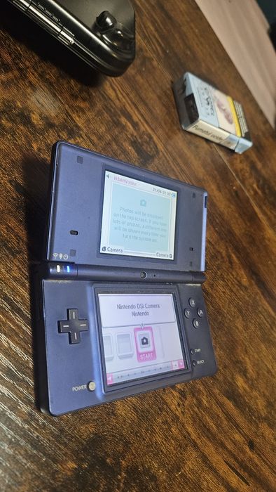 Nintendo DSi albastru – funcțional, ecrane bune