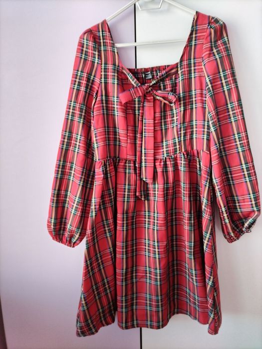 Дамска рокля размер L