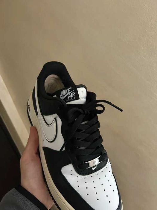 Nike Air Force 1 Low “Panda”