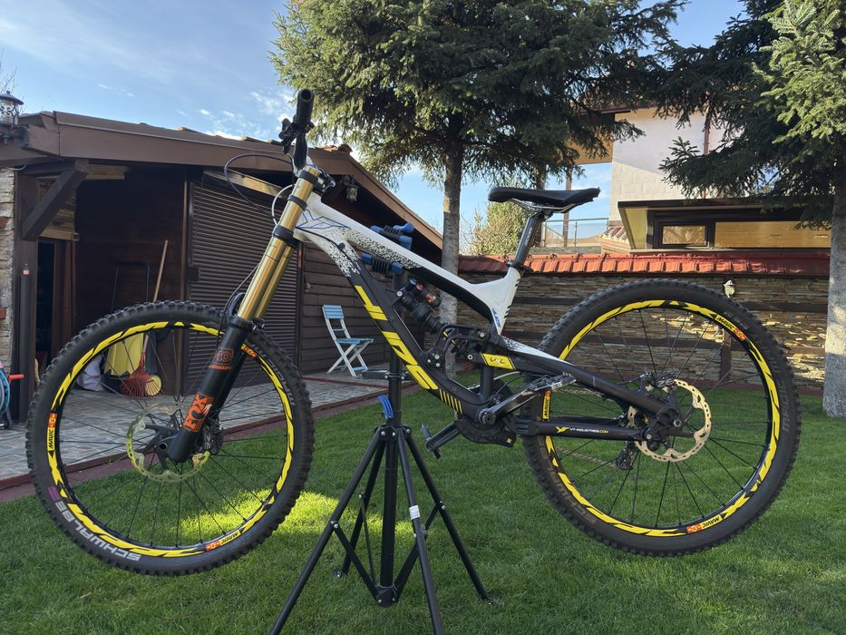 Планински велосипед/колело YT Tues (Mullet setup)