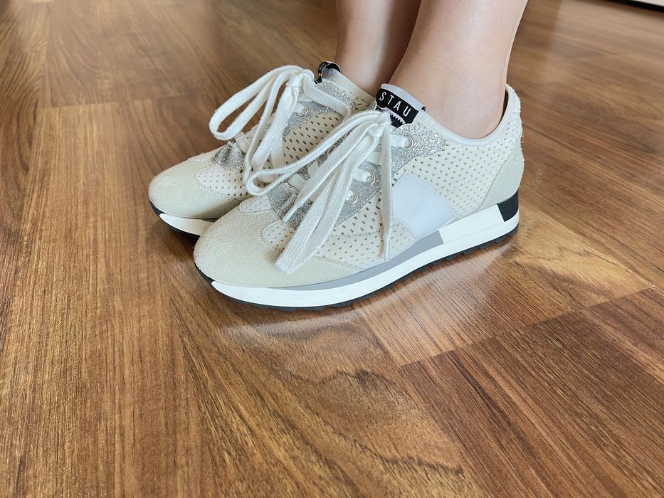 Кроссовки фирмы Stau, 36 размер