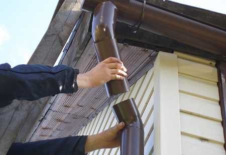 Домашний мастер по крыше слив протечка  гирметика