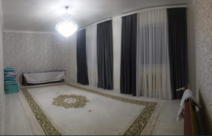 Ақжар 2 ден 4 бөлмелі үй сатылады.