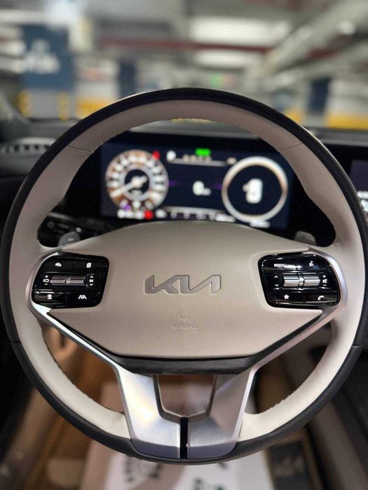 Срочно! Kia K8 Signature 3.5 AT 2024г выпуска 24 000 км Чистая краска!