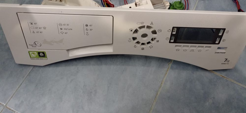 Резервни части за пералня Ariston Hot Point