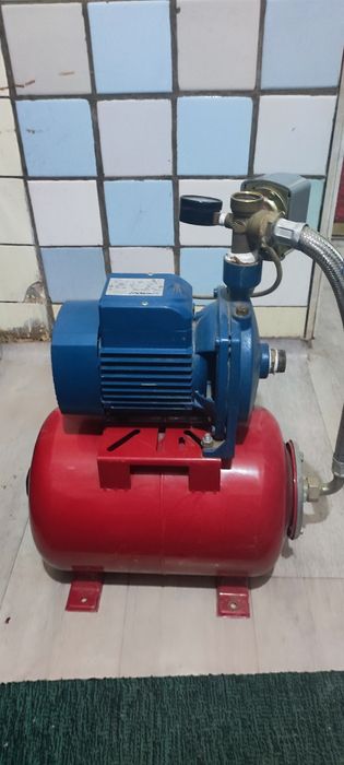 Насос  водяной..