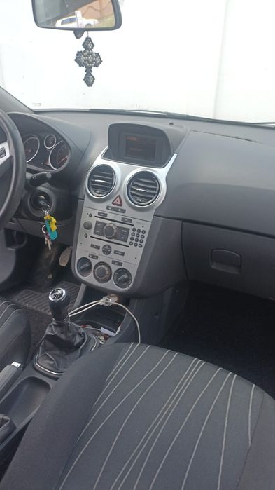 Opel Corsa 1.3 cdti 6 trepte viteza
