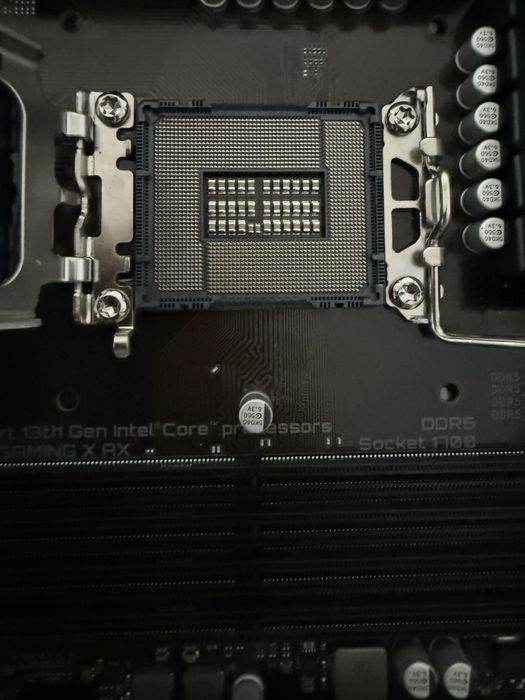 Placa de baza Gigabyte B760 Gaming x ax , socket LGA 1700