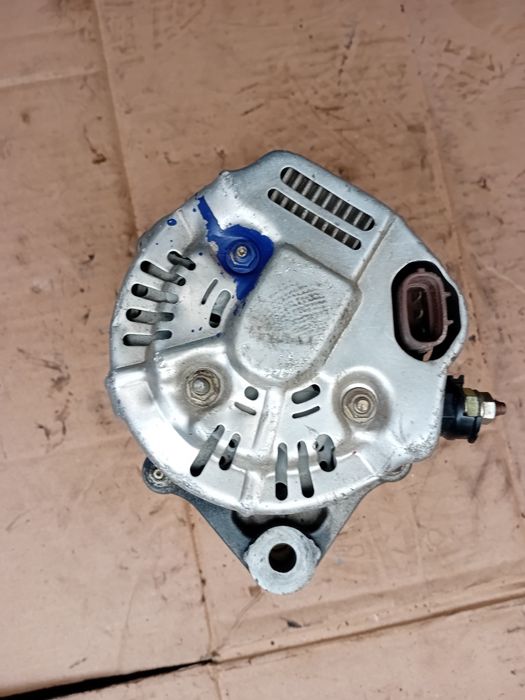 Генератор  Toyota Camry