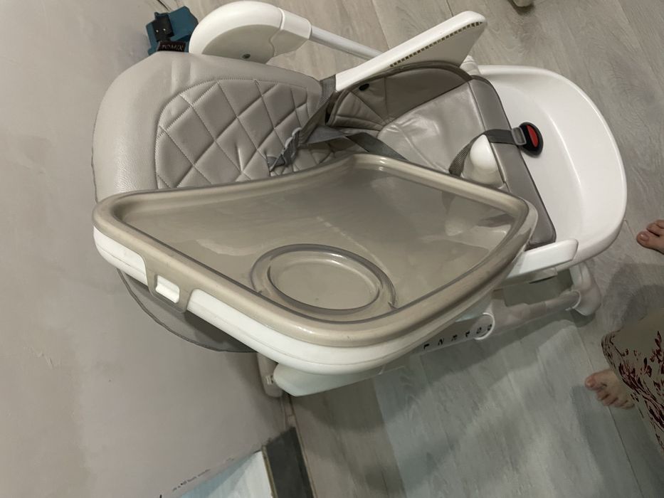 Продам стул для кормления