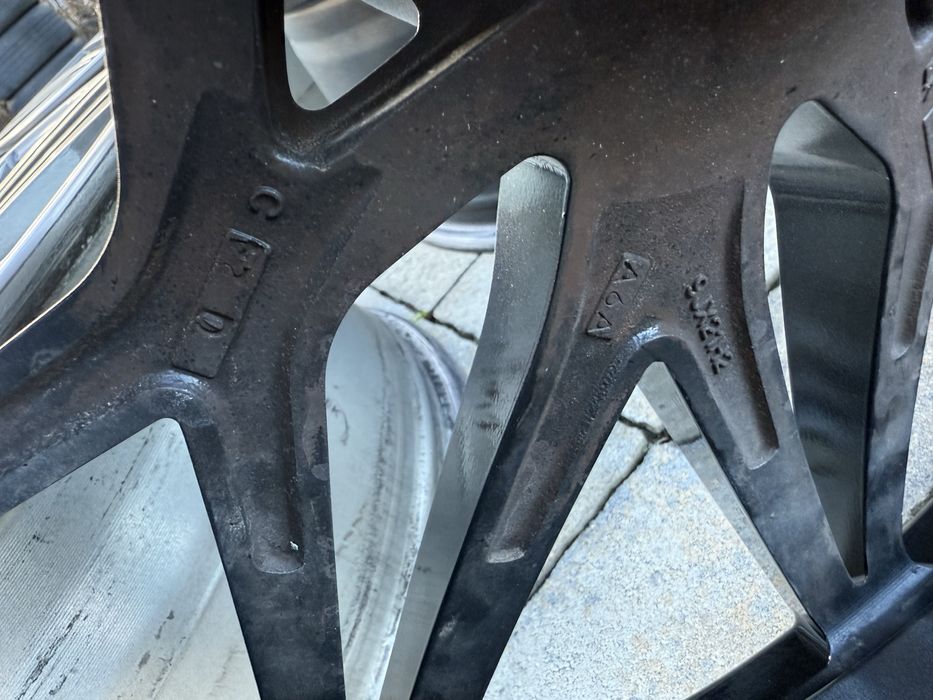 Audi A8  5/112 / 21 цола/ Оригинални Без Криви и Заварки