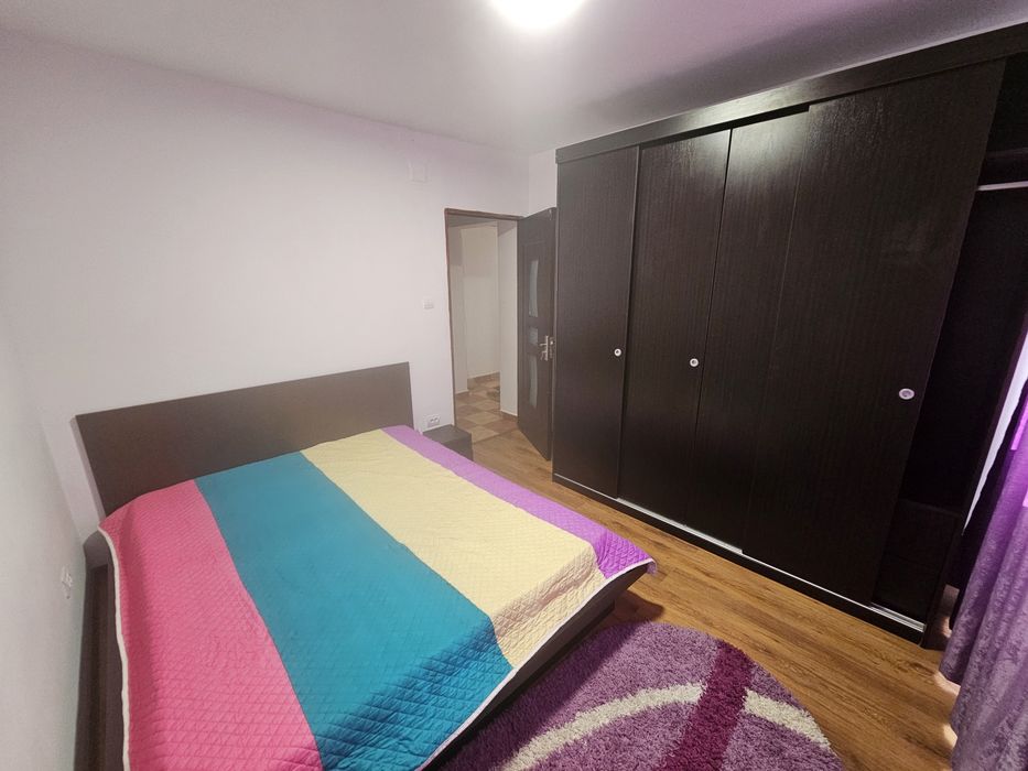 De inchiriat, Apartament cu 3 camere decomandat,, Bulevardul Constantin Brancoveanu