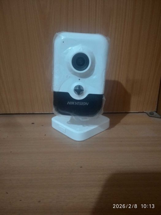 Камера бор хиквижн 2463 6 мп.хотира 1 TB. POE SWITCH 4 PORT