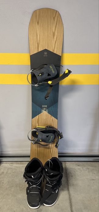 Ски, щеки, обувки, сноуборд в отлично състояние!