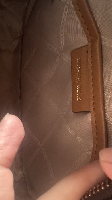 Сумка от Michael Kors кросс боди